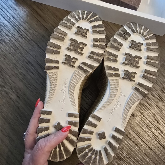 Sam Edelman Platform Slides - Picture 7 of 7